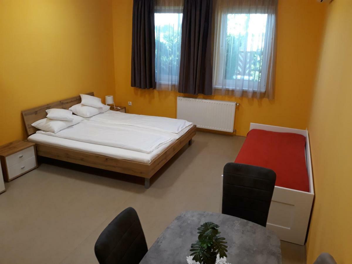 Hotel Bella Vendeghaz Mórahalom Zewnętrze zdjęcie